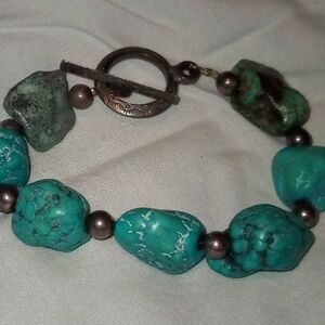 Costume jewelry brackets